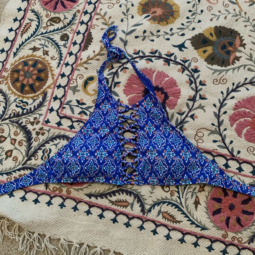 Hollister bikini top